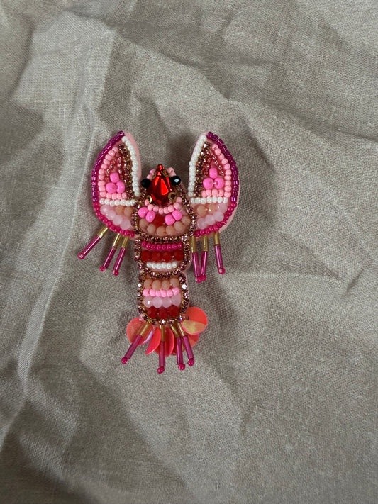 Hummer Brosche mit Perlen und Strass – Statement Accessoire