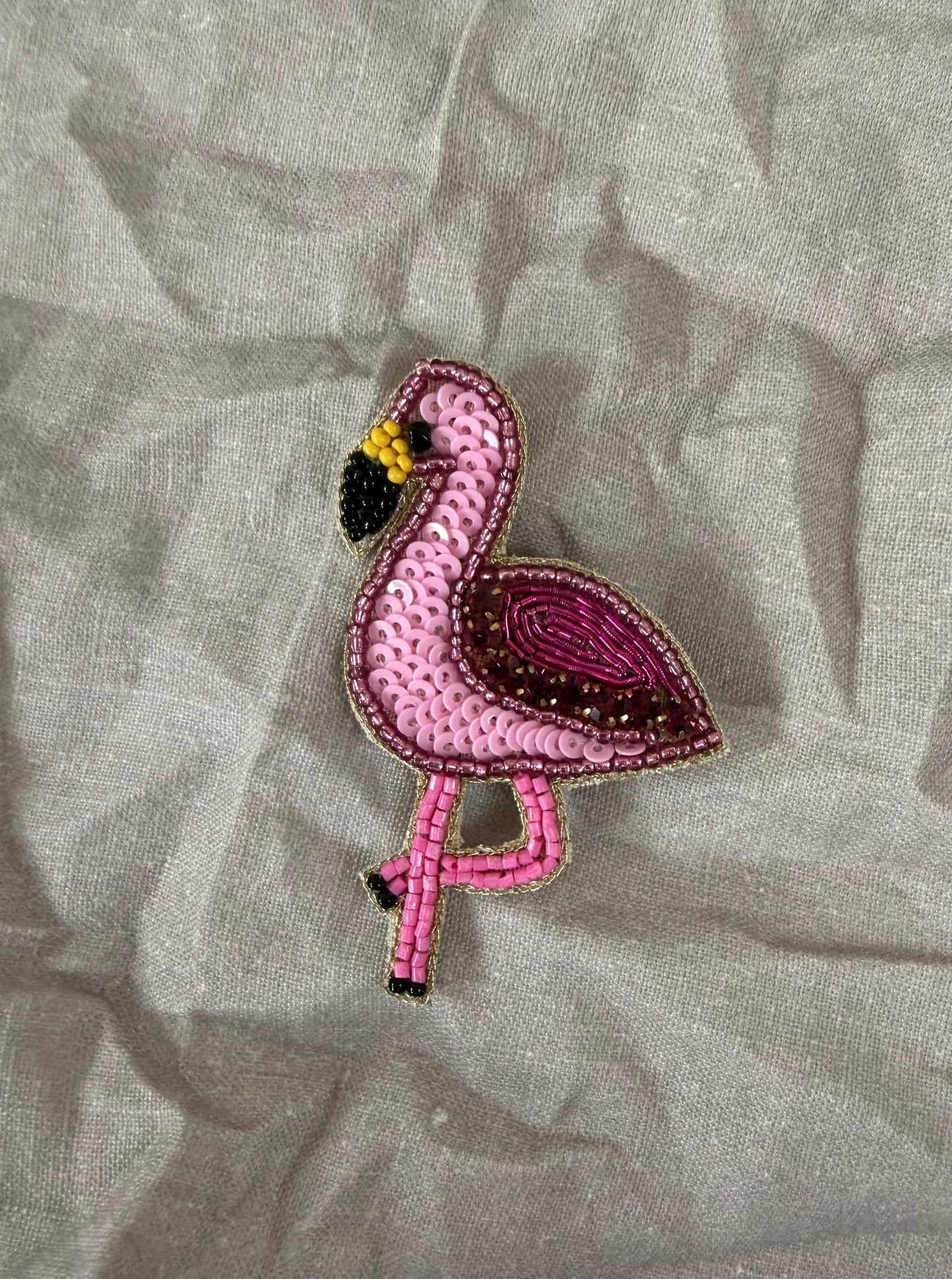 Flamingo Brosche pink – Perlen und Pailletten Statement Brosche